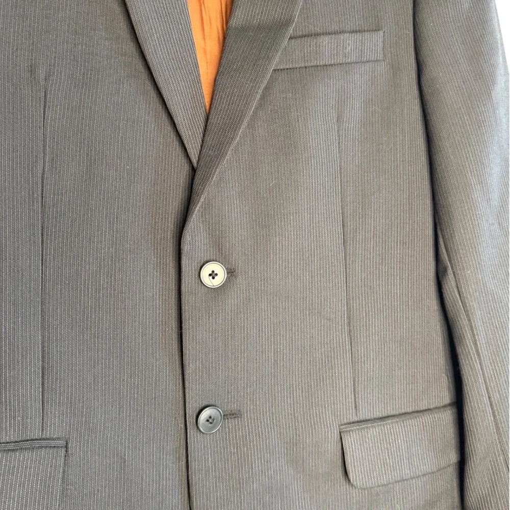 38 R JOS A BANK SLIM FIT Pinstripe Dark Charcoal Sport Coat Men Modern Minimal